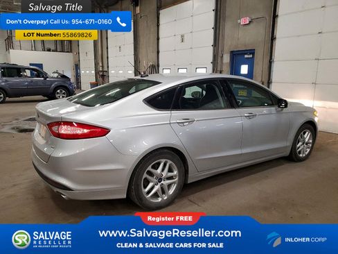 Used 2016 Ford Fusion SE FWD image 4