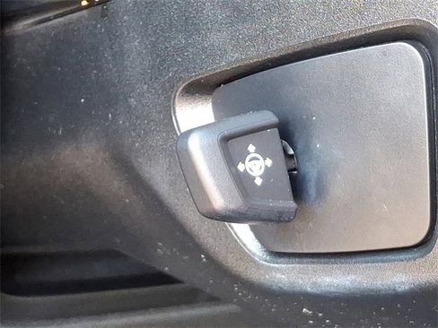 Used 2019 BMW 530i xDrive w/ Convenience Package image 24