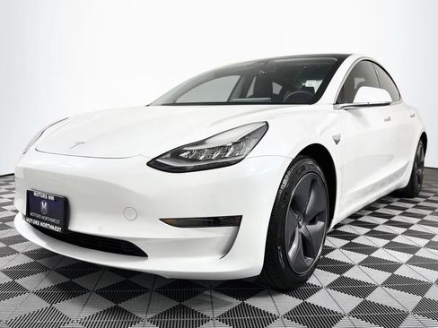 Used 2020 Tesla Model 3 Standard Range Plus RWD image 5