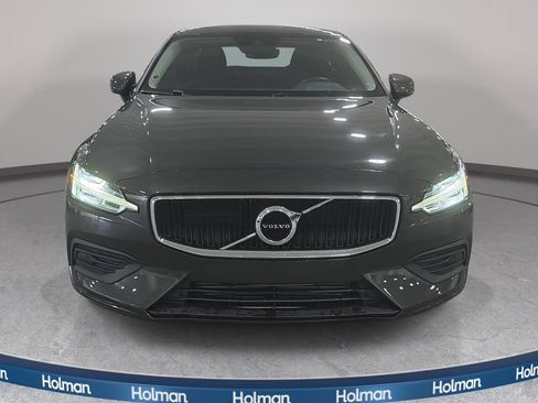 Used 2020 Volvo S60 T6 Momentum AWD/4WD image 3