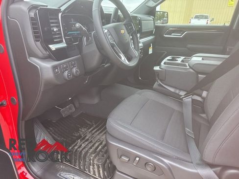 New 2026 Chevrolet Silverado 1500 LT image 18