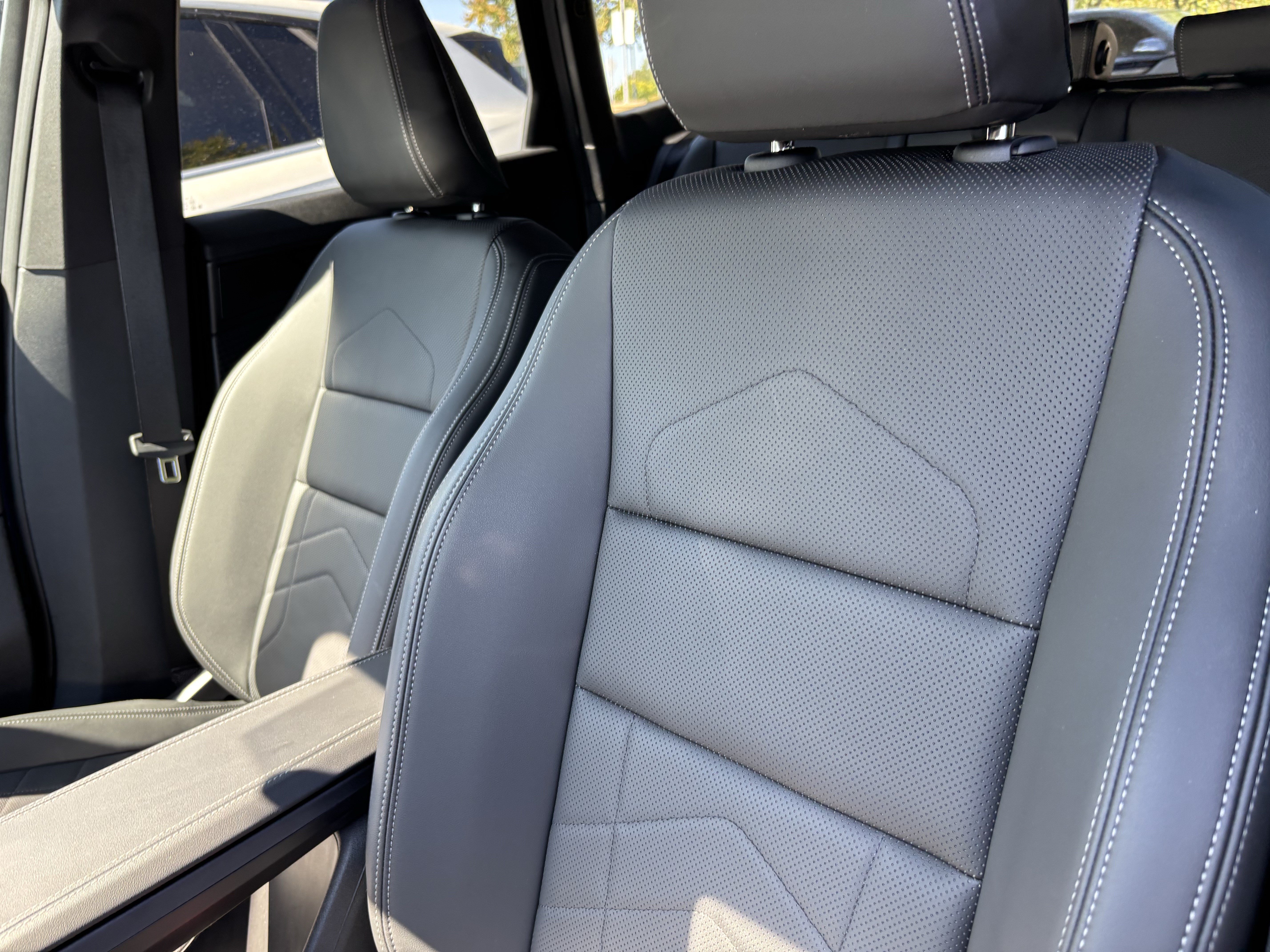 Certified 2025 BMW X1 xDrive28i AWD/4WD image 17