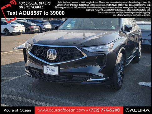 Used 2023 Acura MDX SH-AWD w/ Technology Package image 3
