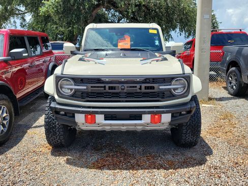 Used 2025 Ford Bronco Raptor AWD/4WD image 2
