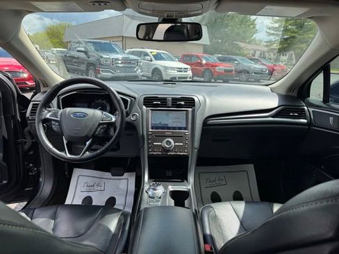 Used 2020 Ford Fusion Titanium AWD/4WD image 2