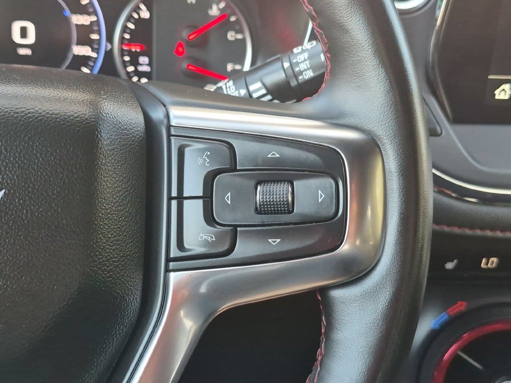 Used 2025 Chevrolet Blazer RS FWD image 22