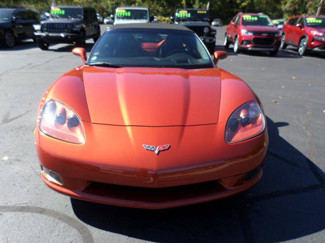 Used 2005 Chevrolet Corvette Convertible w/ Preferred Equipment Group RWD image 4