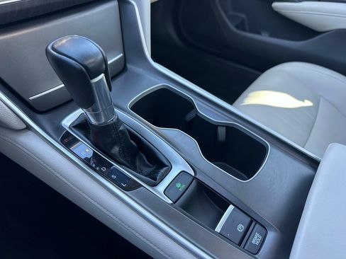 Used 2018 Honda Accord EX-L image 22