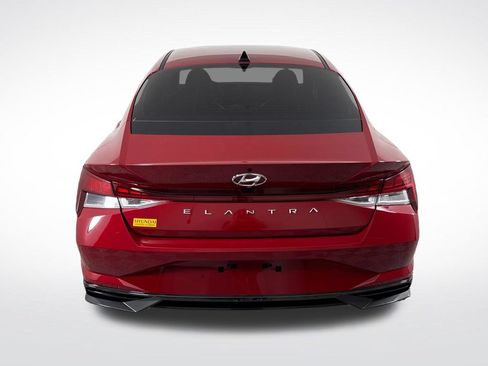 Certified 2023 Hyundai Elantra Limited FWD image 5