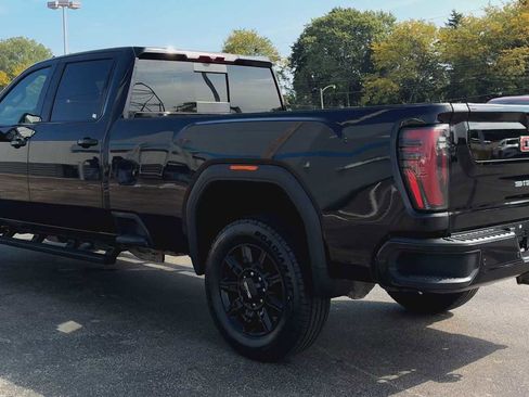 Certified 2024 GMC Sierra 2500 AT4 w/ AT4 Preferred Package image 6