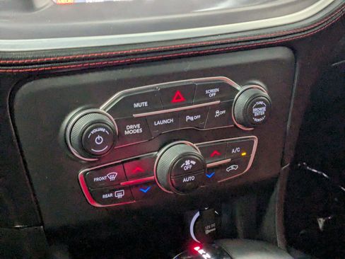 Used 2021 Dodge Charger Scat Pack w/ Plus Group RWD image 19