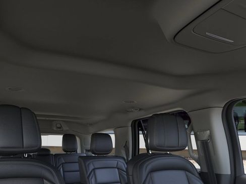 New 2026 Lincoln Navigator Premiere AWD/4WD image 57