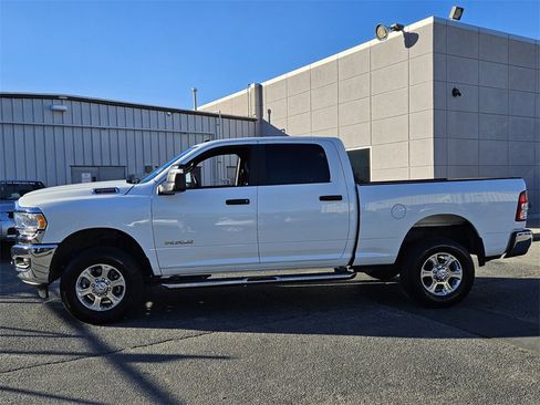 Used 2024 RAM 2500 Big Horn image 2