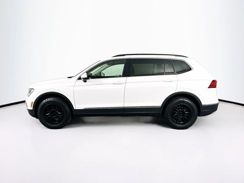 Used 2020 Volkswagen Tiguan SE AWD/4WD image 4