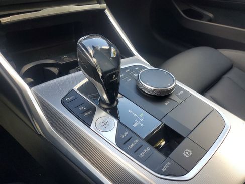 Used 2020 BMW 330i Sedan RWD image 29
