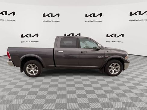 Used 2016 RAM 1500 Laramie AWD/4WD image 3