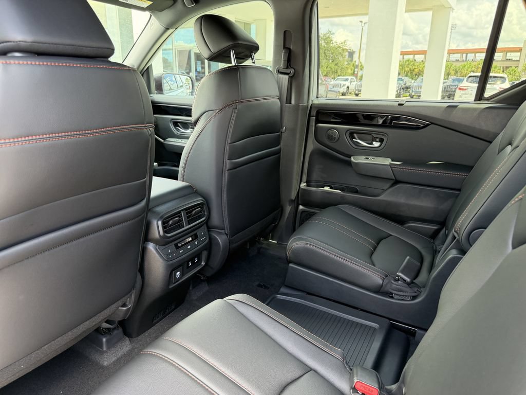 New 2026 Honda Pilot TrailSport image 20