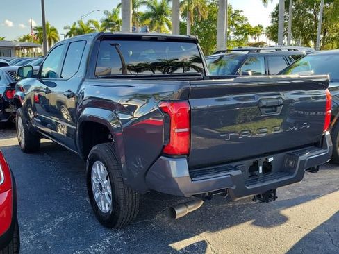 Used 2025 Toyota Tacoma SR5 RWD image 4