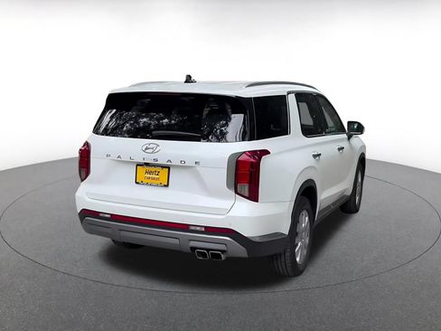 Used 2025 Hyundai Palisade SEL FWD image 14