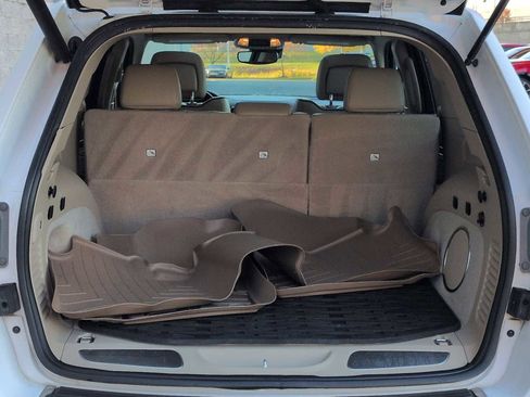 Used 2020 Jeep Grand Cherokee Overland image 37