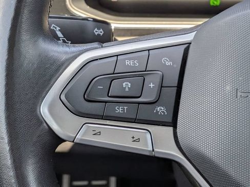 Used 2025 Volkswagen Jetta Sport FWD image 24