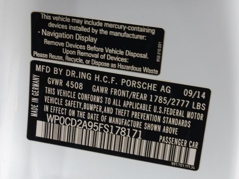 Used 2015 Porsche 911 Turbo S w/ High-end Infotainment Package image 74