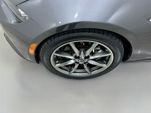Used 2021 MAZDA MX-5 Miata Grand Touring RWD image 27