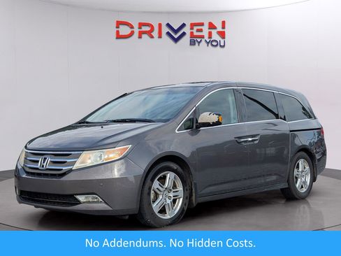 Used 2012 Honda Odyssey Touring image 1