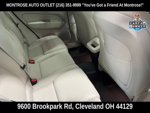 Certified 2024 Volvo XC60 B5 Plus w/ Protection Package Premier AWD/4WD image 47