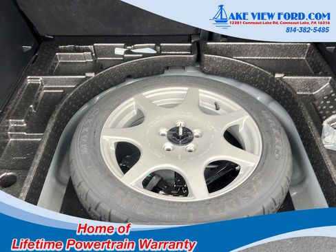 Used 2020 Ford Escape SE image 9