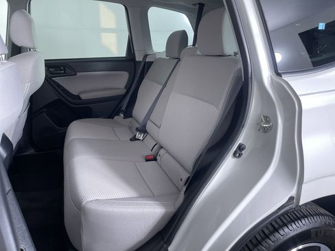 Used 2017 Subaru Forester 2.5i Premium w/ All-Weather Package image 22