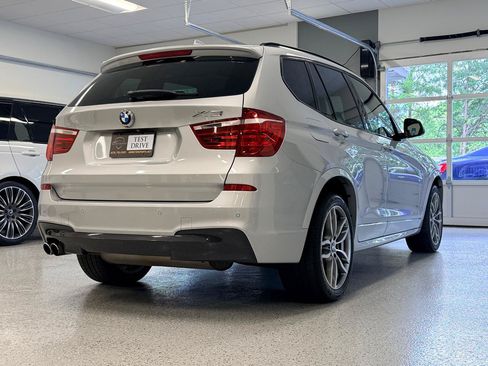 Used 2017 BMW X3 sDrive28i RWD image 8
