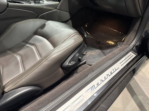 Used 2018 Maserati GranTurismo Sport image 36