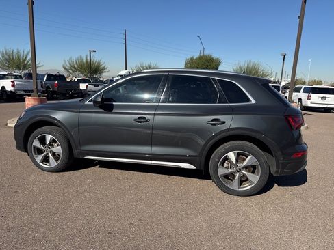 Used 2023 Audi Q5 Prestige w/ Prestige Package image 10