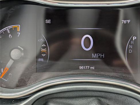 Used 2016 Jeep Grand Cherokee Laredo w/ Quick Order Package 23E AWD/4WD image 28