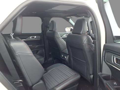 New 2026 Ford Explorer ST-Line AWD/4WD image 11
