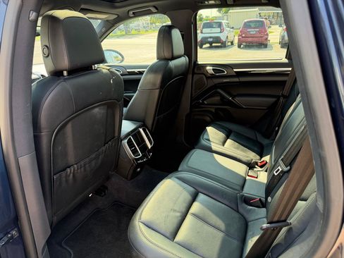 Used 2014 Porsche Cayenne AWD/4WD image 13