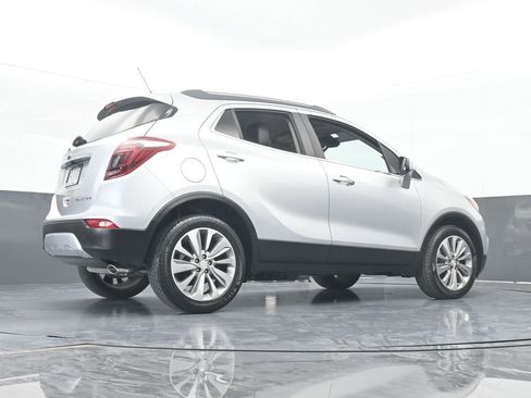 Used 2020 Buick Encore Preferred image 58