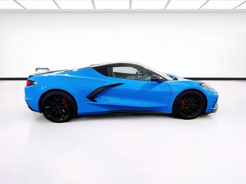 Used 2024 Chevrolet Corvette Stingray Preferred Cpe RWD image 21