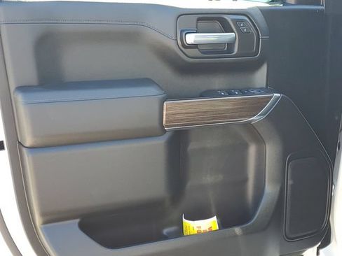 Used 2021 Chevrolet Silverado 1500 RST AWD/4WD image 22