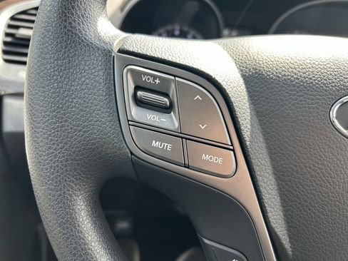 Used 2017 Hyundai Santa Fe Sport image 17