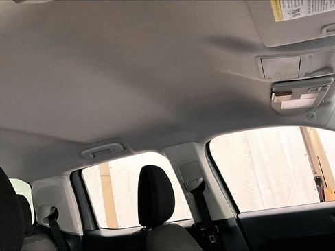 Certified 2024 Ford Maverick XL image 21