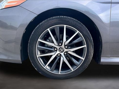 Used 2022 Toyota Camry XLE w/ Cold Weather Package FWD image 33