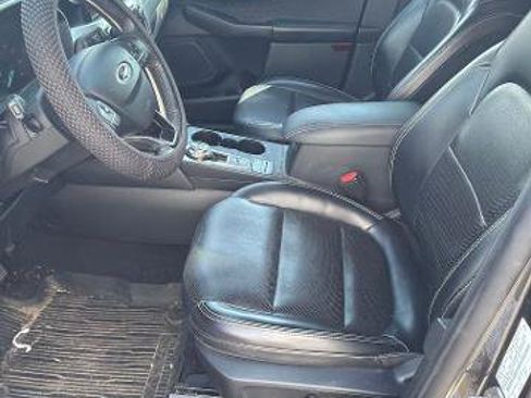 Certified 2020 Ford Escape SEL AWD/4WD image 6