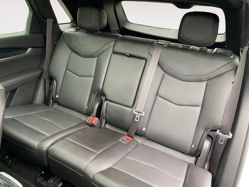 Used 2024 Cadillac XT5 Premium Luxury w/ Technology Package FWD image 15