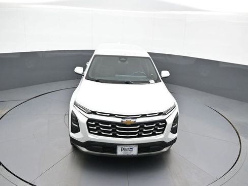 Used 2025 Chevrolet Equinox LT FWD image 33