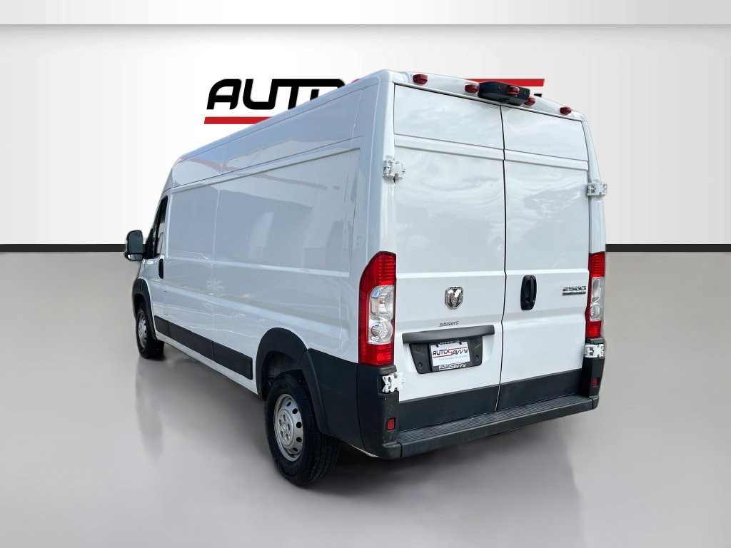 Used 2024 RAM ProMaster 2500 w/ Convenience Group FWD image 5