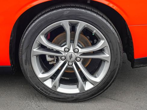 Used 2022 Dodge Challenger R/T image 10