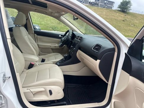 Used 2013 Volkswagen Jetta TDI FWD image 29