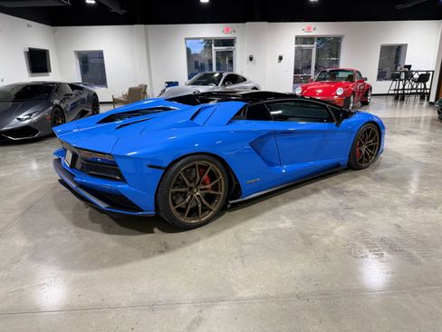 Used 2018 Lamborghini Aventador S AWD/4WD image 41